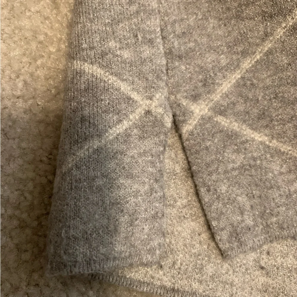 Cynthia Rowley Women’s Gray Sweater 3/4‎ Sleeve Crew Neck Small